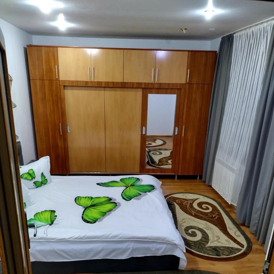 Apartament Camelia Petroşani Eksteriør billede